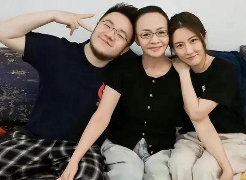 娱乐爆料直播间吃瓜,揭秘娱乐圈幕后故事